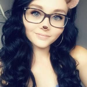 Meet your Posher, Katelyn